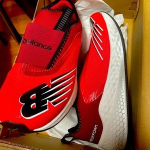 Kids new balance New condition